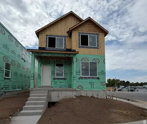 1529 S 900 W #143, Clearfield, UT 84015