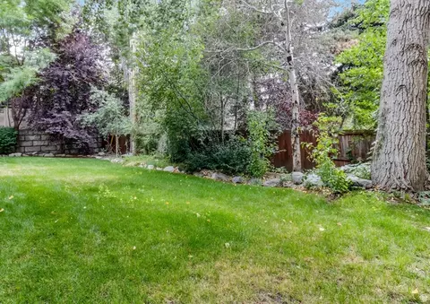 8744 S Danish Rd E, Sandy, UT 84093 photo 3