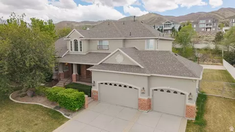 598 E Hollow Rd, Draper, UT 84020