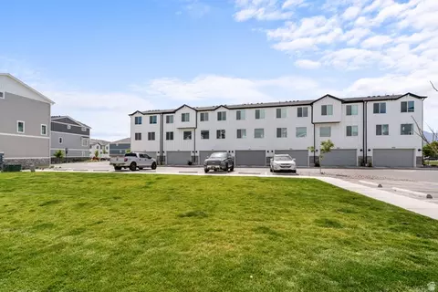 3913 N Eagle Pointe Ln, Eagle Mountain, UT 84005 photo 8