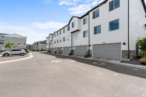 3913 N Eagle Pointe Ln, Eagle Mountain, UT 84005 photo 9