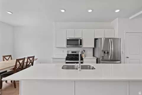 3913 N Eagle Pointe Ln, Eagle Mountain, UT 84005 photo 18