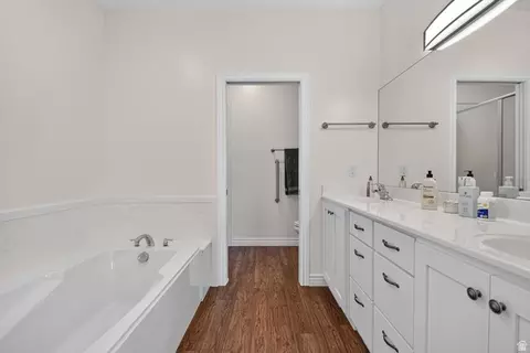 Bath - 450 E 200 S, Fairview, UT 84629 photo 1 of 3