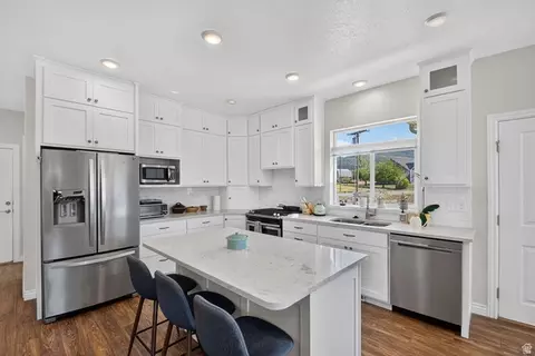 Kitchen - 450 E 200 S, Fairview, UT 84629 photo 3 of 5