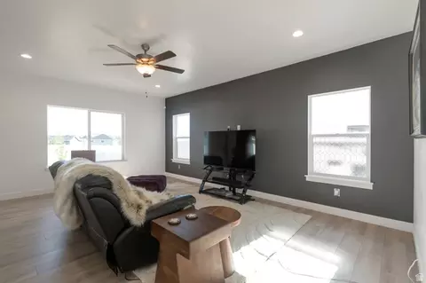4633 E Golden Hills Loop, Eagle Mountain, UT 84005 photo 9