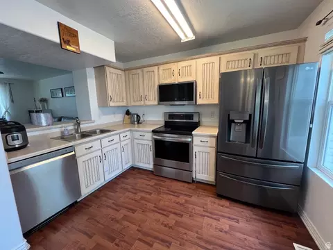 7966 N Dundee Dr, Eagle Mountain, UT 84005 photo 7