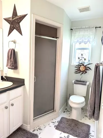 Bath - 654 E 70 S, Ephraim, UT 84627 photo 2 of 4