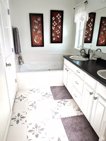 Bath - 654 E 70 S, Ephraim, UT 84627 photo 1 of 4