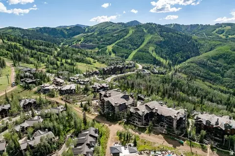 8880 Empire Club Dr #315, Park City, UT 84060