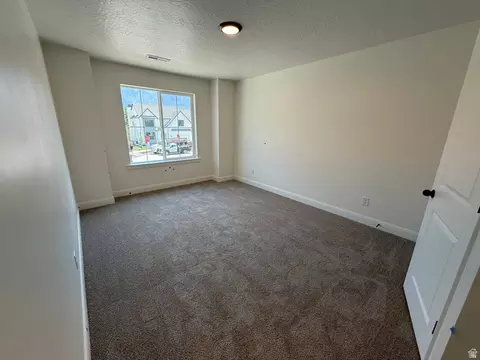 1566 N 275 W, Orem, UT 84057 photo 16