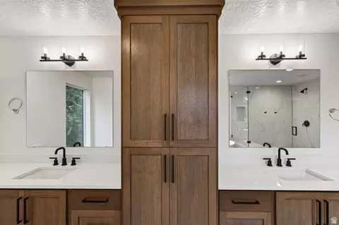 Bath - 1566 N 275 W, Orem, UT 84057 photo 5 of 7