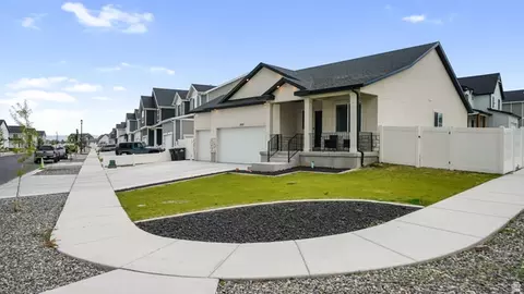 3697 E 1270 S, Spanish Fork, UT 84660 photo 3