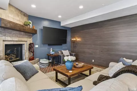 Living - 12308 S Mariah Cir E, Draper, UT 84020 photo 6 of 23