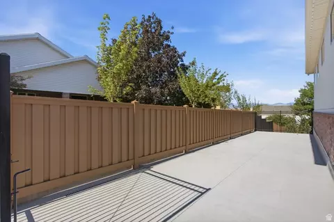 Exterior - 12308 S Mariah Cir E, Draper, UT 84020 photo 73 of 97