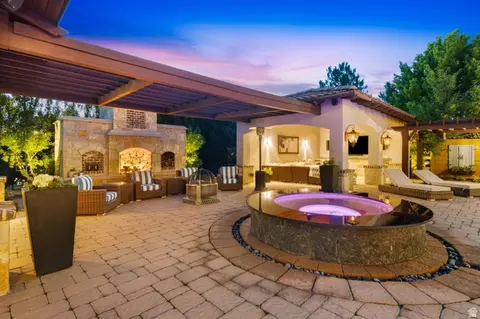 Exterior - 12308 S Mariah Cir E, Draper, UT 84020 photo 74 of 97