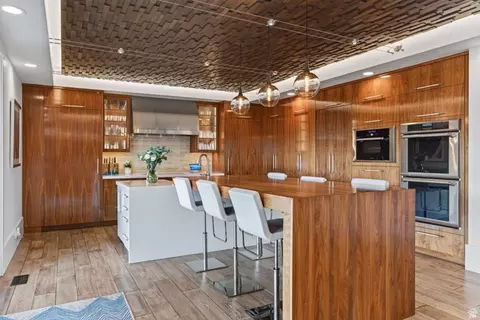 Kitchen - 12308 S Mariah Cir E, Draper, UT 84020 photo 2 of 31