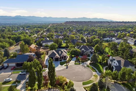 View/Area - 12308 S Mariah Cir E, Draper, UT 84020 photo 6 of 19
