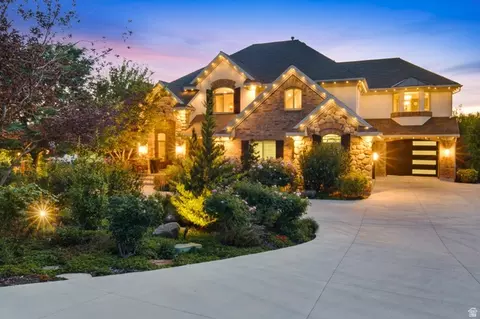 Exterior - 12308 S Mariah Cir E, Draper, UT 84020 photo 91 of 97