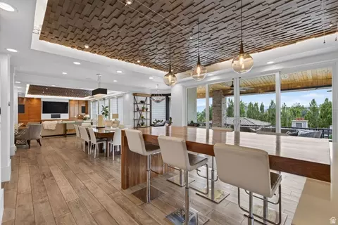 Dining - 12308 S Mariah Cir E, Draper, UT 84020 photo 6 of 8