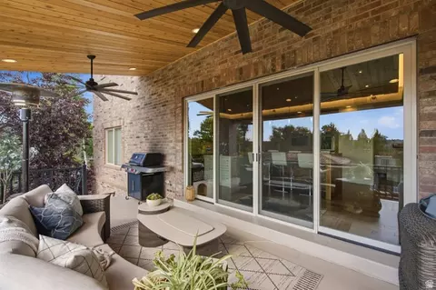 Exterior - 12308 S Mariah Cir E, Draper, UT 84020 photo 7 of 97