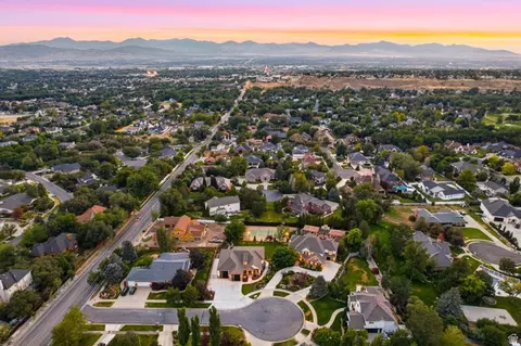 View/Area - 12308 S Mariah Cir E, Draper, UT 84020 photo 18 of 19