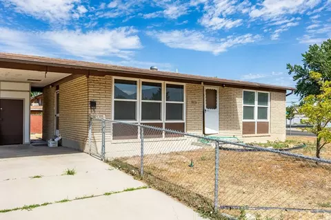 9810 S Darin Dr, Sandy, UT 84070 photo 28