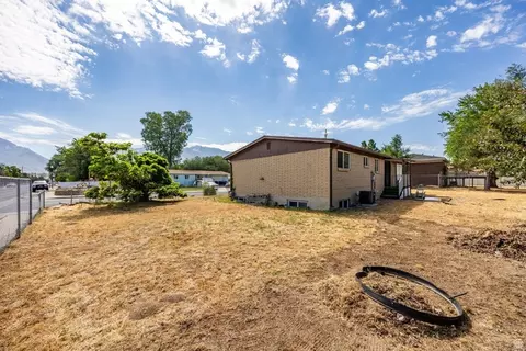 9810 S Darin Dr, Sandy, UT 84070 photo 24