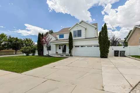 5679 W Hill Stone Dr S, South Jordan, UT 84095