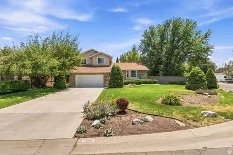 1854 E Meadowmoor Rd S, Holladay, UT 84117