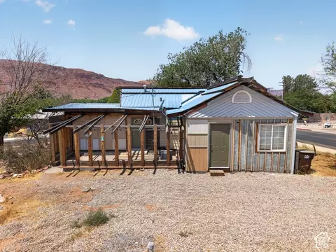 811 Millcreek Dr, Moab, UT 84532