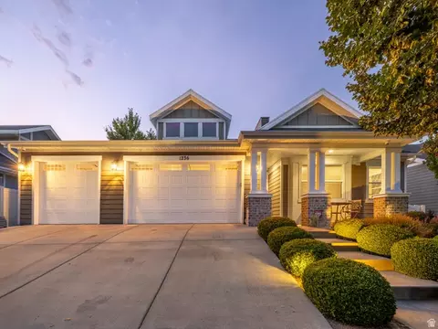 1236 W Samuel Holt Dr, South Jordan, UT 84095
