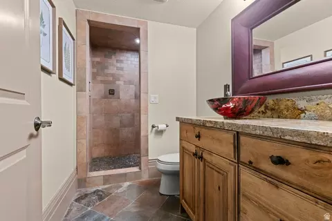 Bath - 1559 E Wasatch Dr S, Ogden, UT 84403 photo 9 of 9