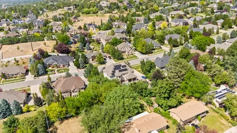 View/Area - 1559 E Wasatch Dr S, Ogden, UT 84403 photo 7 of 9