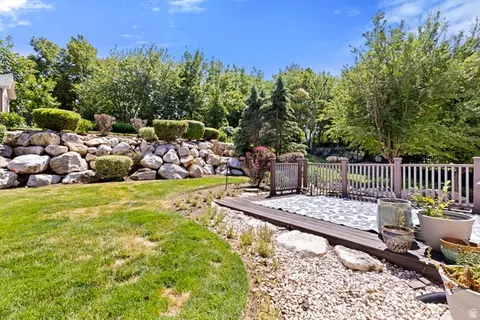 Exterior - 1559 E Wasatch Dr S, Ogden, UT 84403 photo 5 of 6
