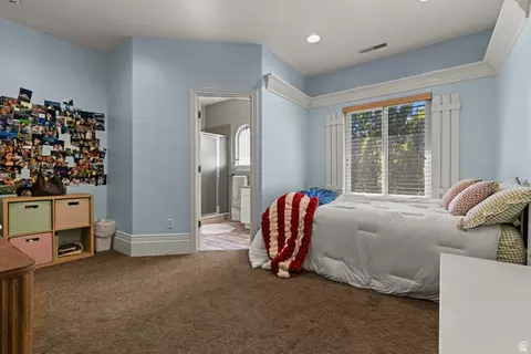 Bedroom - 1559 E Wasatch Dr S, Ogden, UT 84403 photo 5 of 8