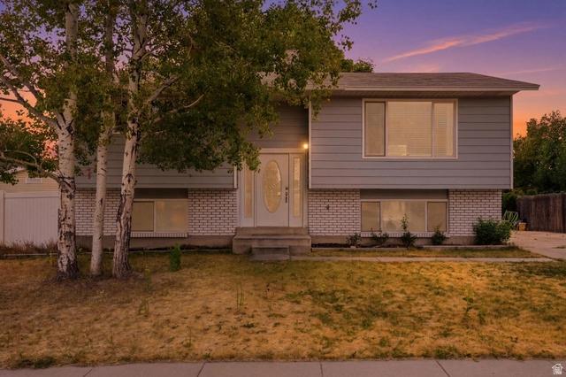 6072 S Aries Dr, Salt Lake City, UT 84118