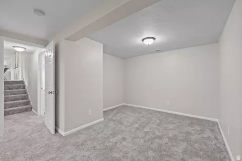 2370 E Quail Run Cir, Sandy, UT 84093 photo 32