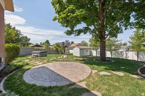 2370 E Quail Run Cir, Sandy, UT 84093 photo 42