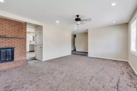 Living - 1073 E 120 S, Spanish Fork, UT 84660 photo 4 of 8