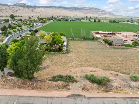 545 E 700 N, Richfield, UT 84701 photo 1