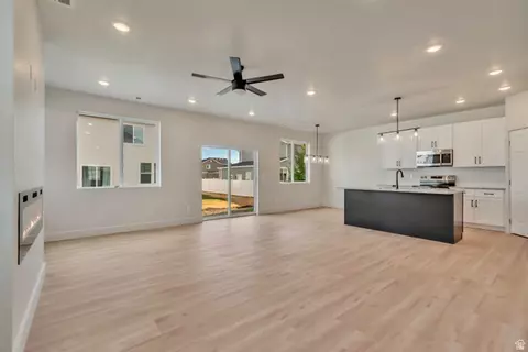 2535 W Santa Fe, Mapleton, UT 84664 photo 5