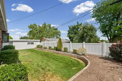 Exterior - 81 E 1700 S, Bountiful, UT 84010 photo 7 of 7