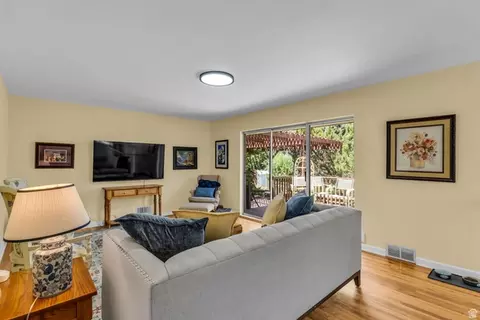 19 N 750 W, Orem, UT 84057 photo 19