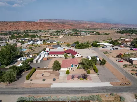 View/Area - 4297 Beeman Dr, Moab, UT 84532 photo 8 of 19