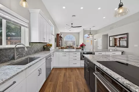 Kitchen - 4297 Beeman Dr, Moab, UT 84532 photo 5 of 7