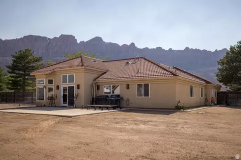 Exterior - 4297 Beeman Dr, Moab, UT 84532 photo 5 of 9