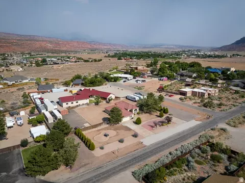 View/Area - 4297 Beeman Dr, Moab, UT 84532 photo 6 of 19