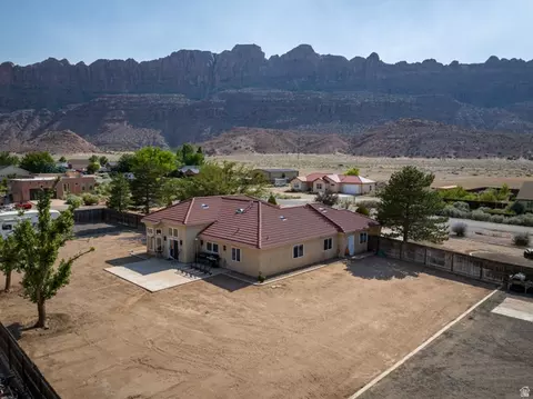Exterior - 4297 Beeman Dr, Moab, UT 84532 photo 9 of 9