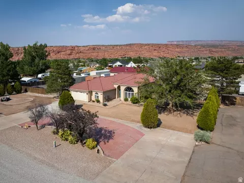 View/Area - 4297 Beeman Dr, Moab, UT 84532 photo 3 of 19