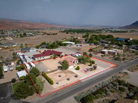 View/Area - 4297 Beeman Dr, Moab, UT 84532 photo 7 of 19